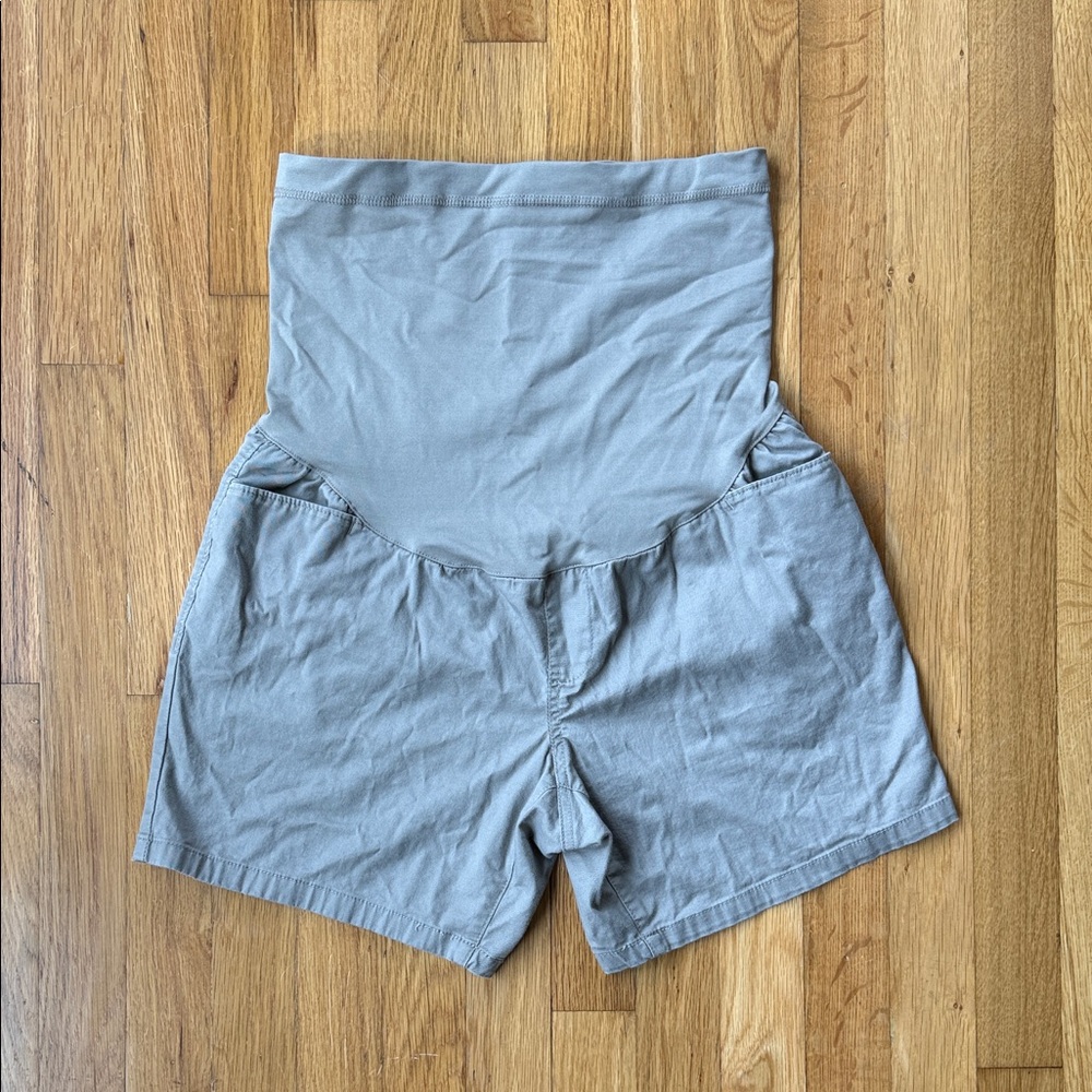 Liz Lange Maternity Shorts - Khaki